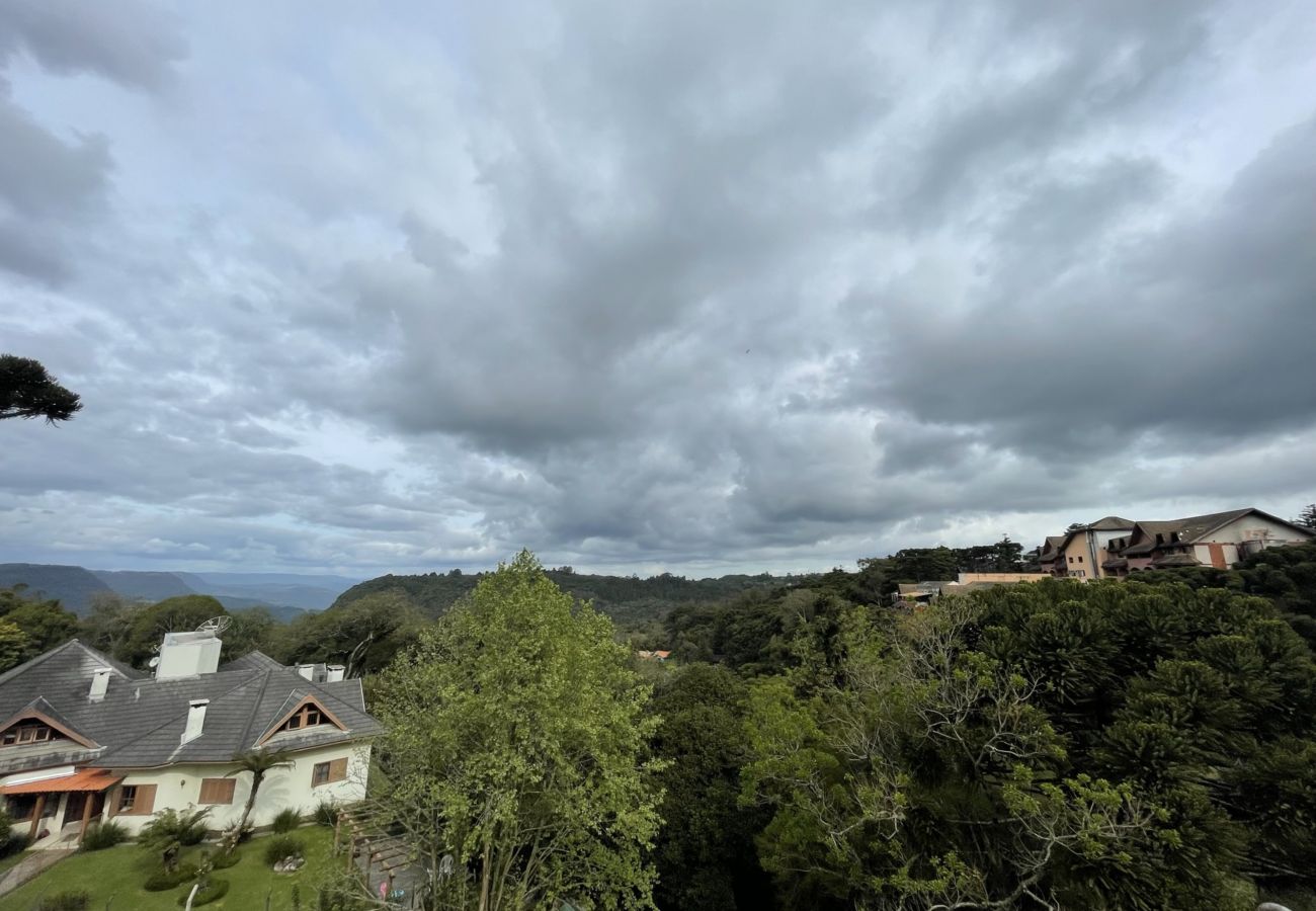 Apartamento em Gramado - Apto Solar da Praça REF 547280