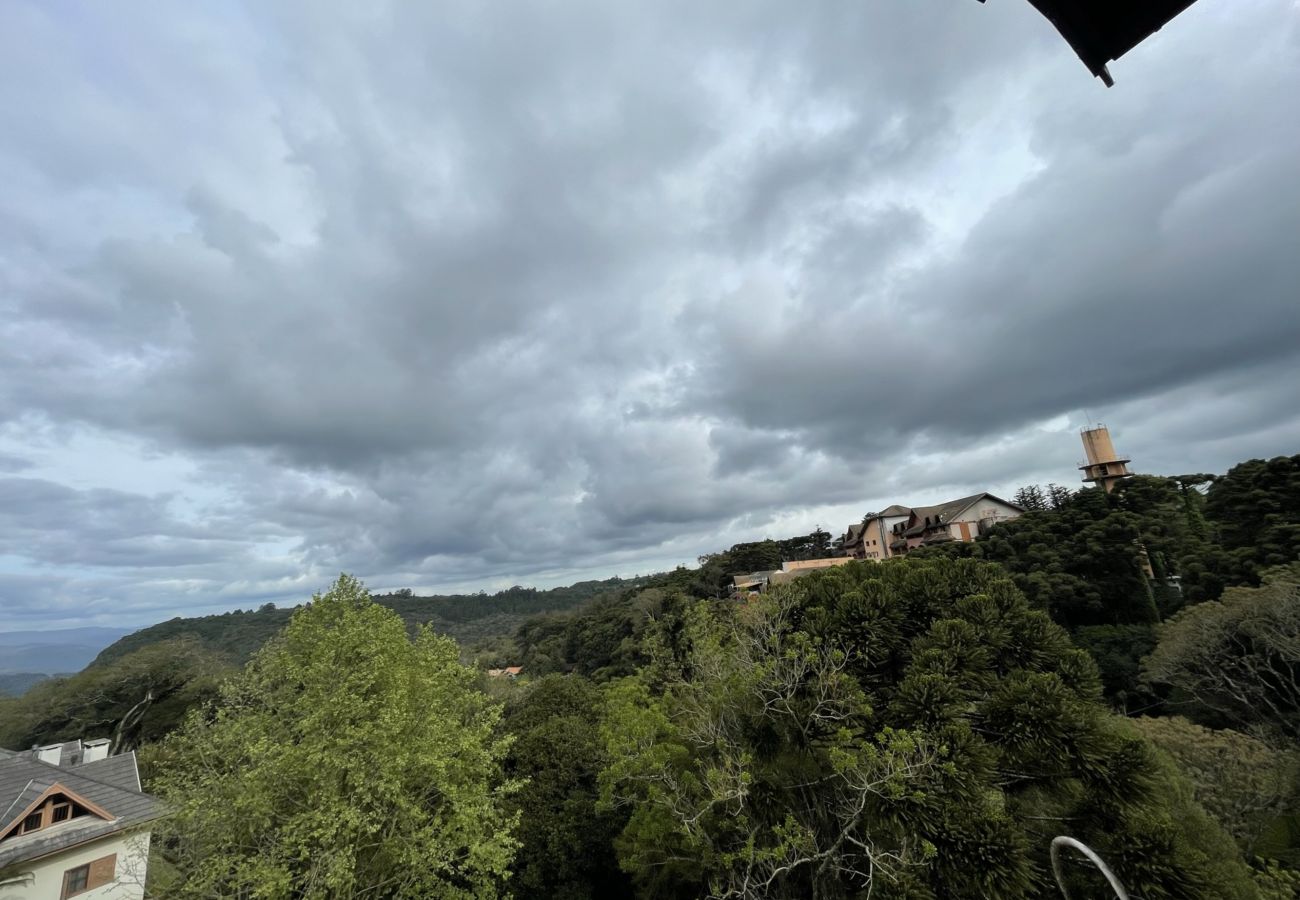 Apartamento em Gramado - Apto Solar da Praça REF 547280