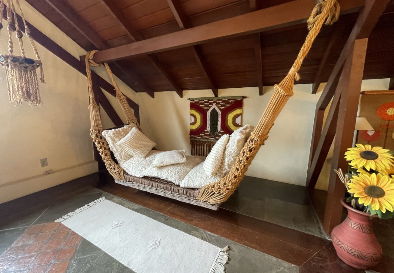 Apartamento em Gramado - Apto Solar da Praça REF 547280