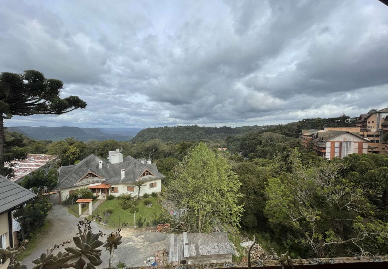 Apartamento em Gramado - Apto Solar da Praça REF 547280