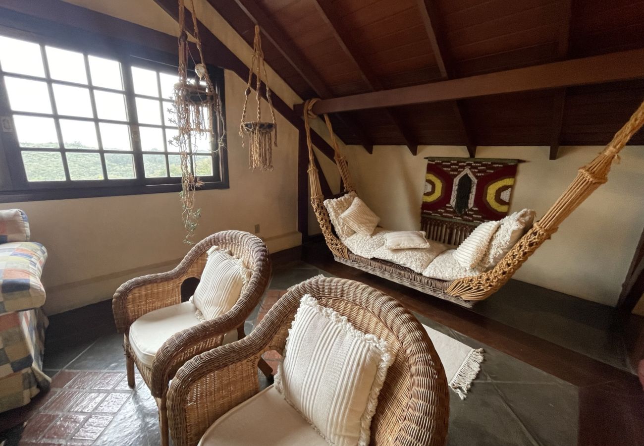 Apartamento em Gramado - Apto Solar da Praça REF 547280