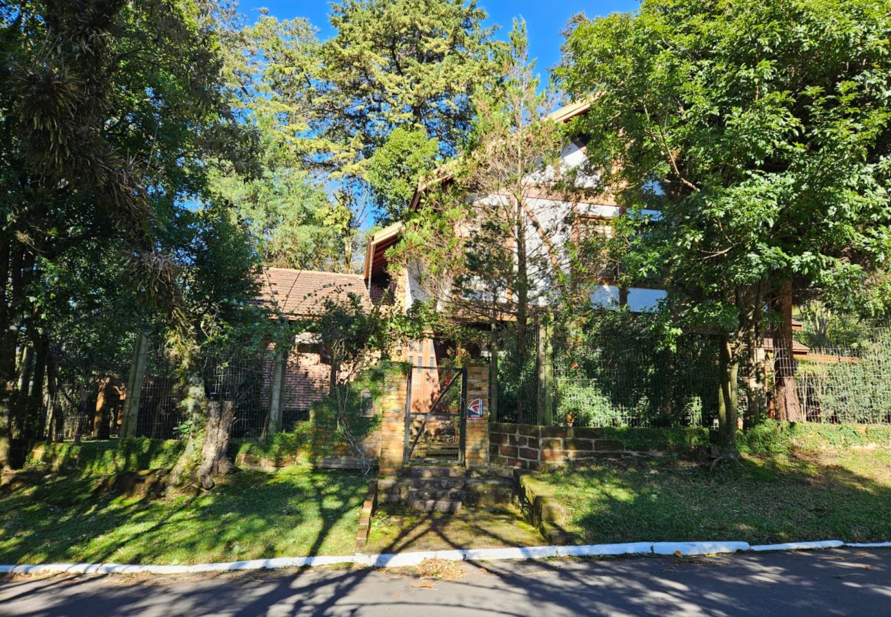 Casa em Gramado - CASA BAIRRO PLANALTO REF 567691