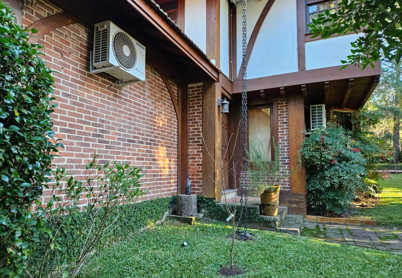Casa em Gramado - CASA BAIRRO PLANALTO REF 567691