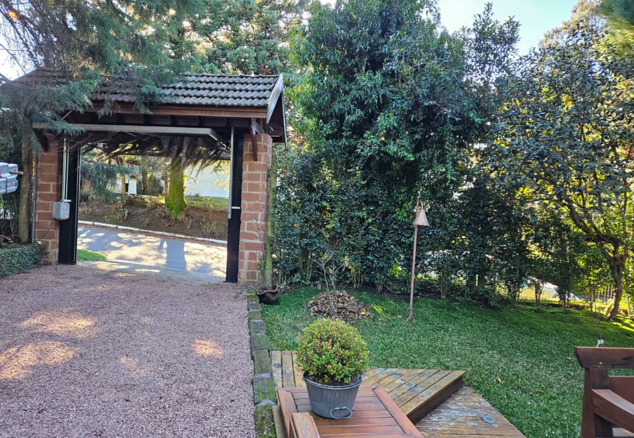 Casa em Gramado - CASA BAIRRO PLANALTO REF 567691