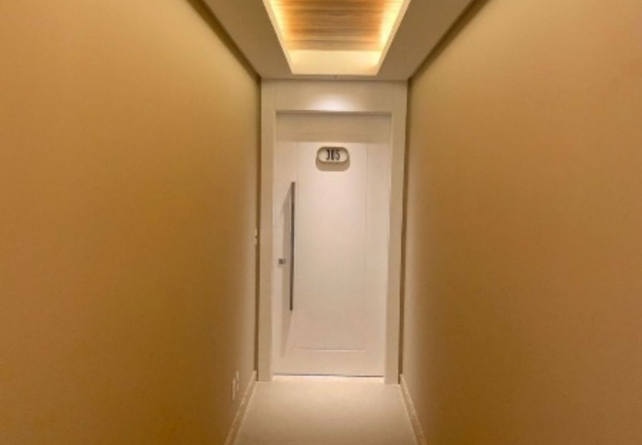 Apartamento em Canela - Apto 1 dorm Loft 235 REF 558945