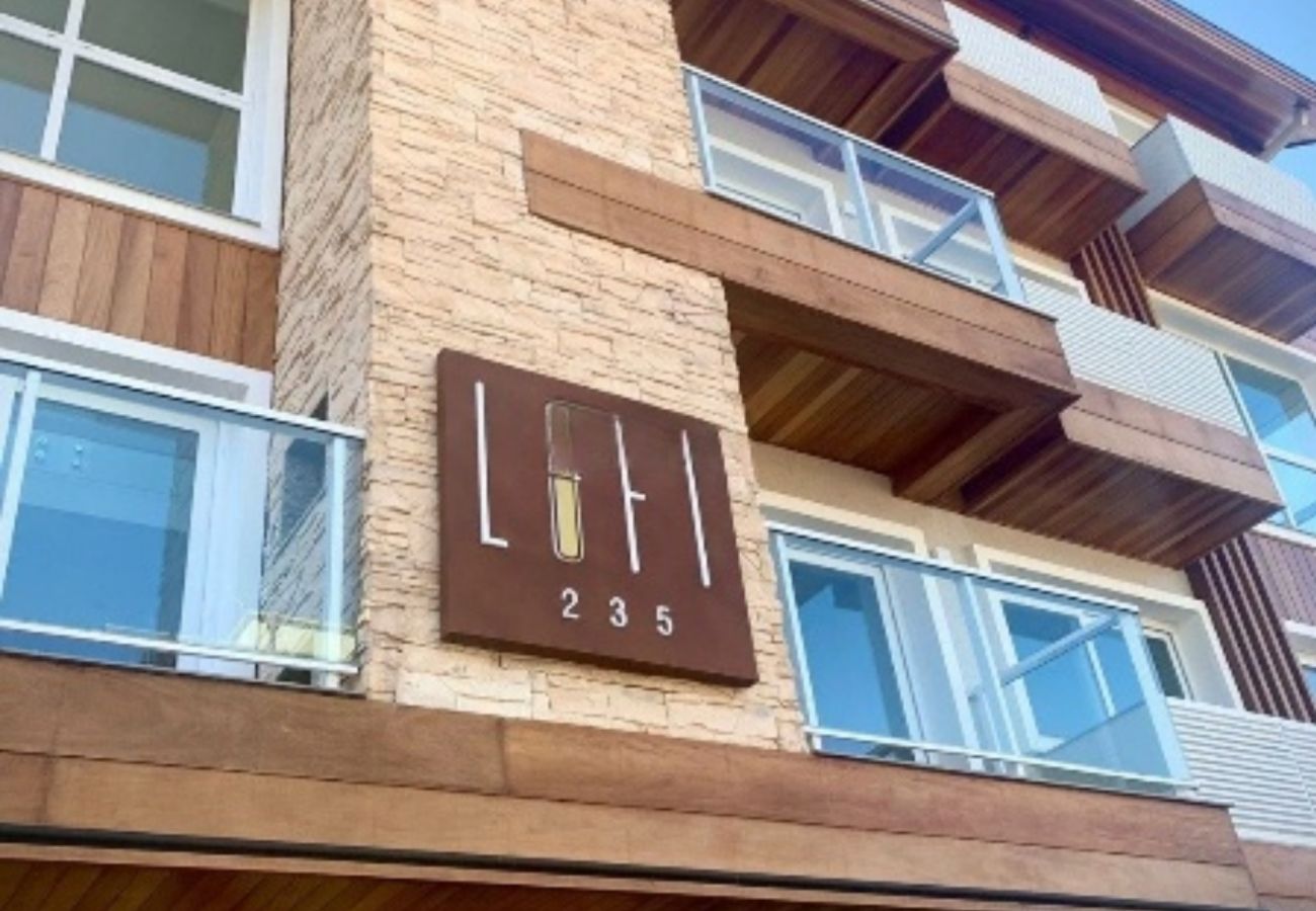 Apartamento em Canela - Apto 1 dorm Loft 235 REF 558945