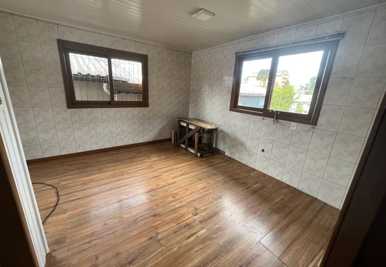 Casa em Canela - CASAS NA RUA DAS HORTÊNSIAS CANELA REF 570203