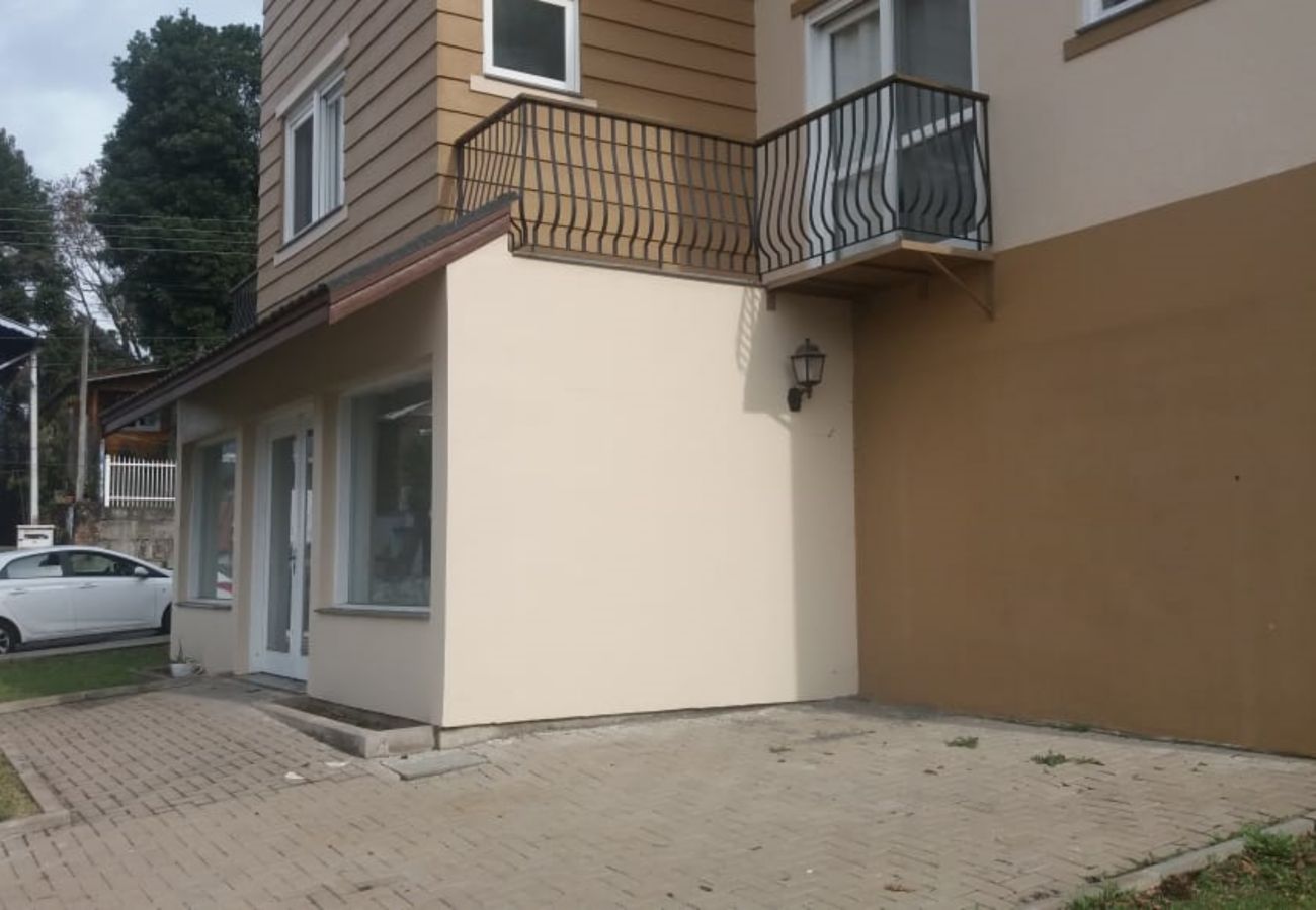 Local comercial em Canela - LOJAL VILA DO CEDRO  REF 570912