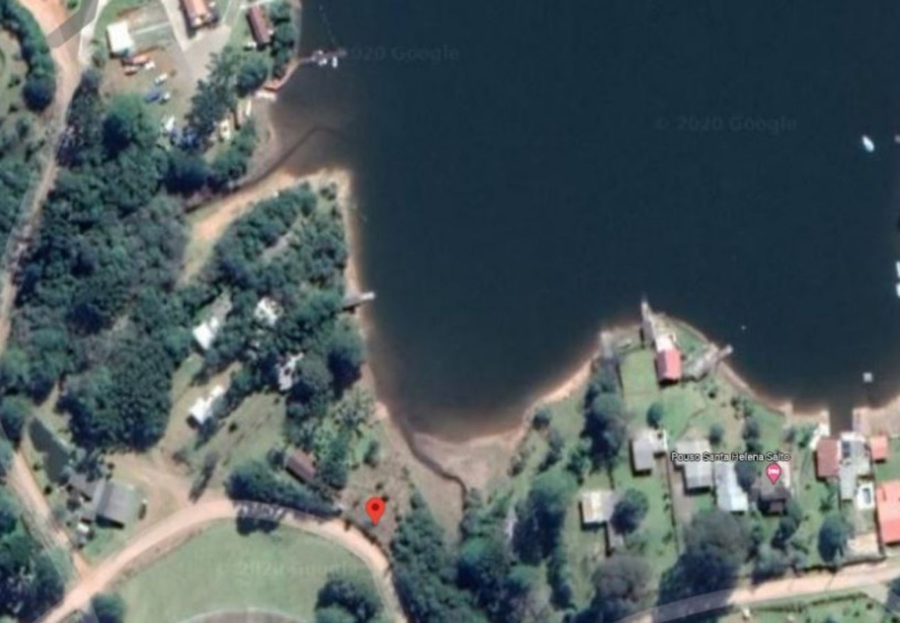 Garagem/parque de estacionamento em São Francisco de Paula - ÁREA JUNTO A BARRAGEM DO SALTO REF 572912