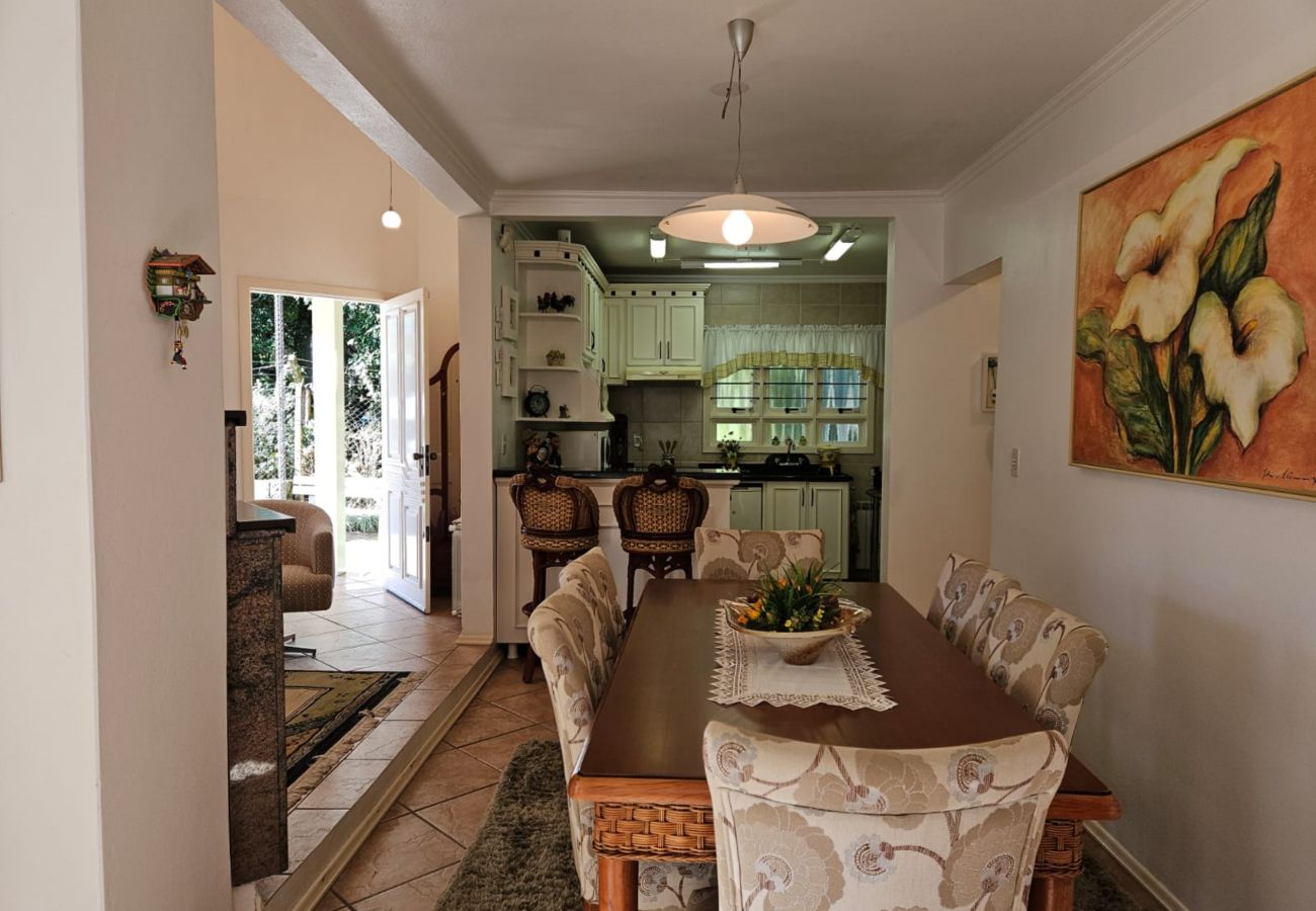 Casa em Gramado - CASA 3 DORM COND DAS BROMÉLIAS REF 585068 
