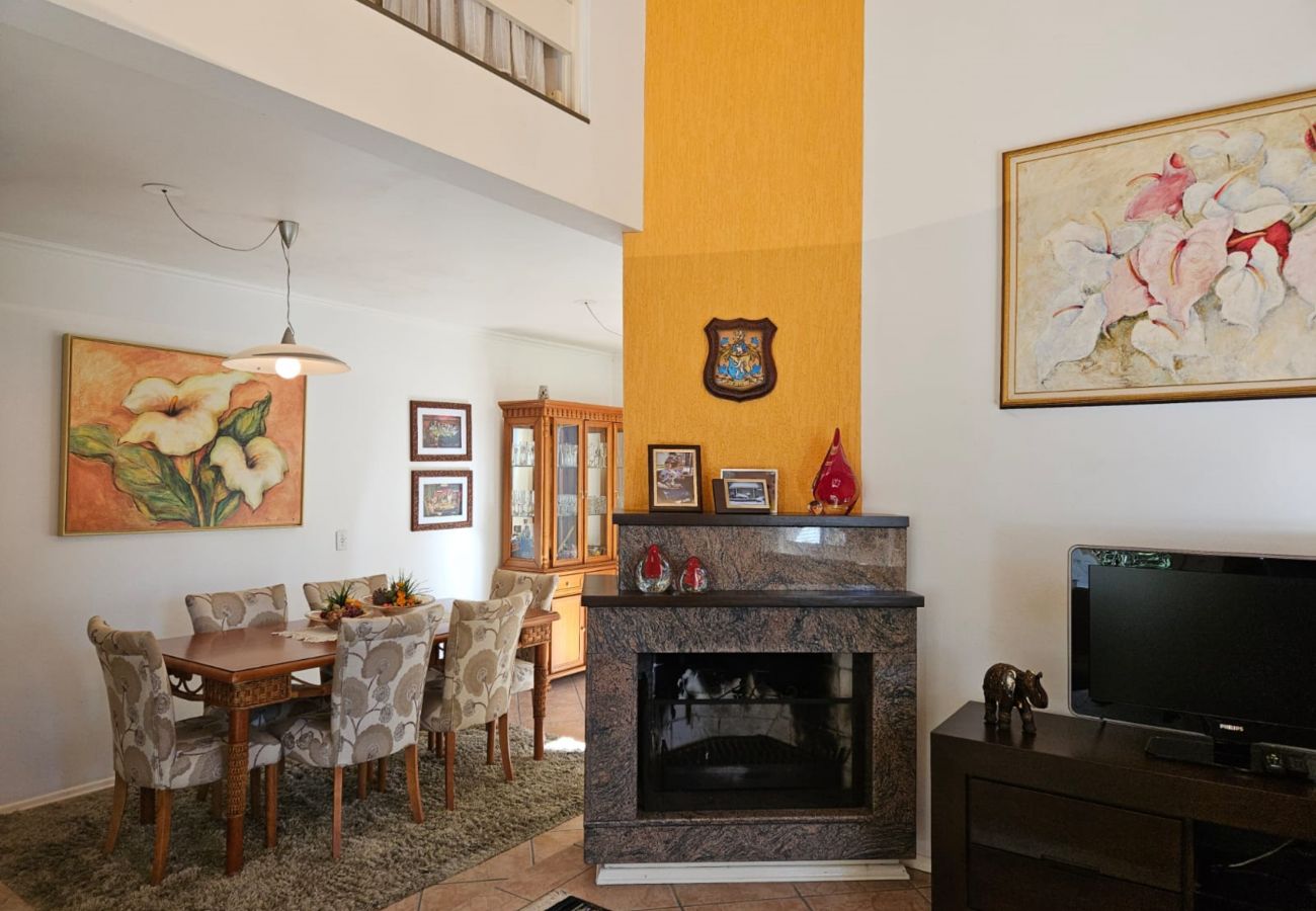 Casa em Gramado - CASA 3 DORM COND DAS BROMÉLIAS REF 585068 