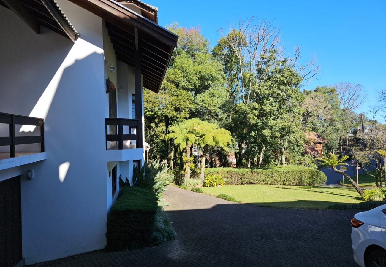 Casa em Gramado - CASA 3 DORM COND DAS BROMÉLIAS REF 585068 