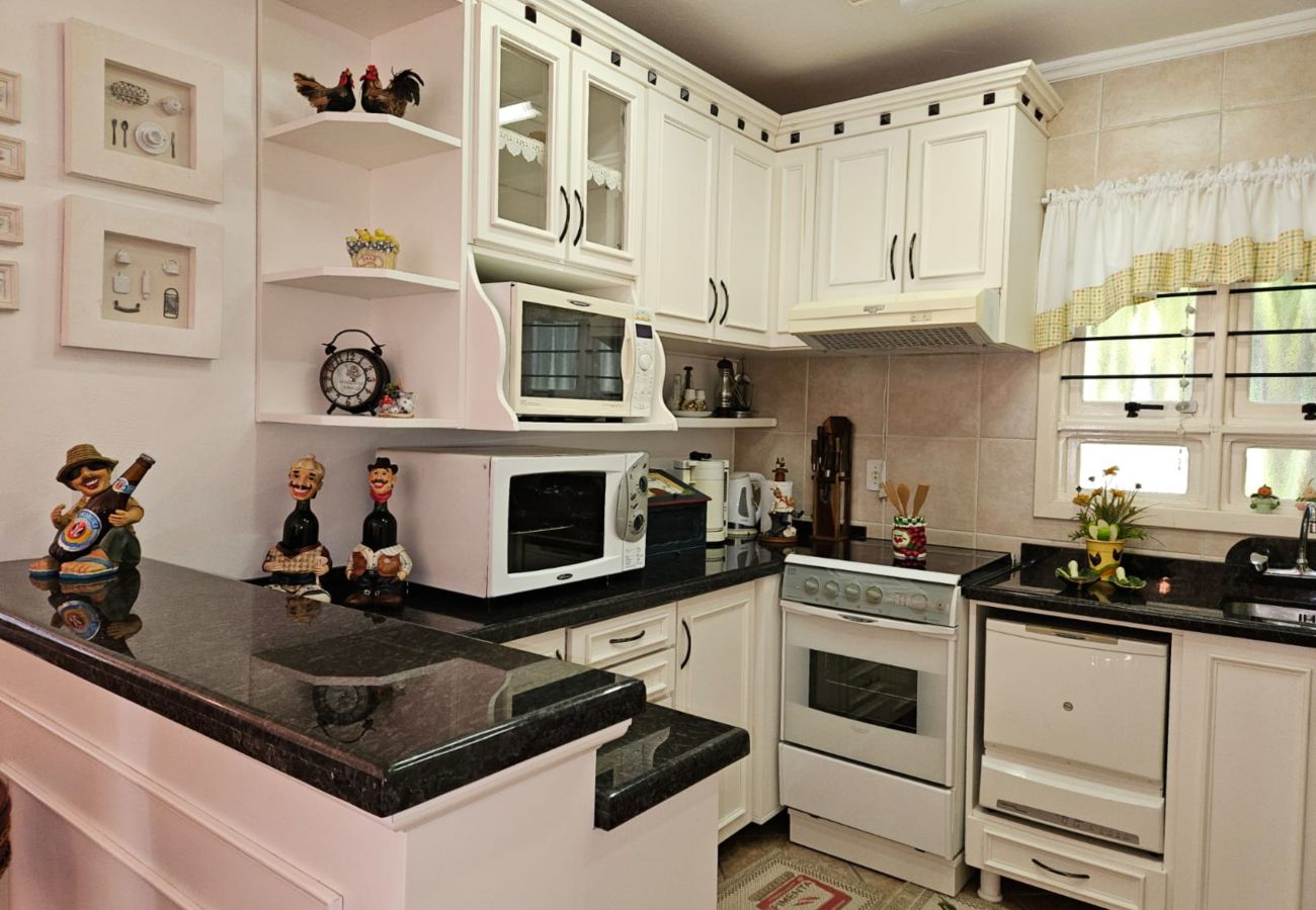 Casa em Gramado - CASA 3 DORM COND DAS BROMÉLIAS REF 585068 