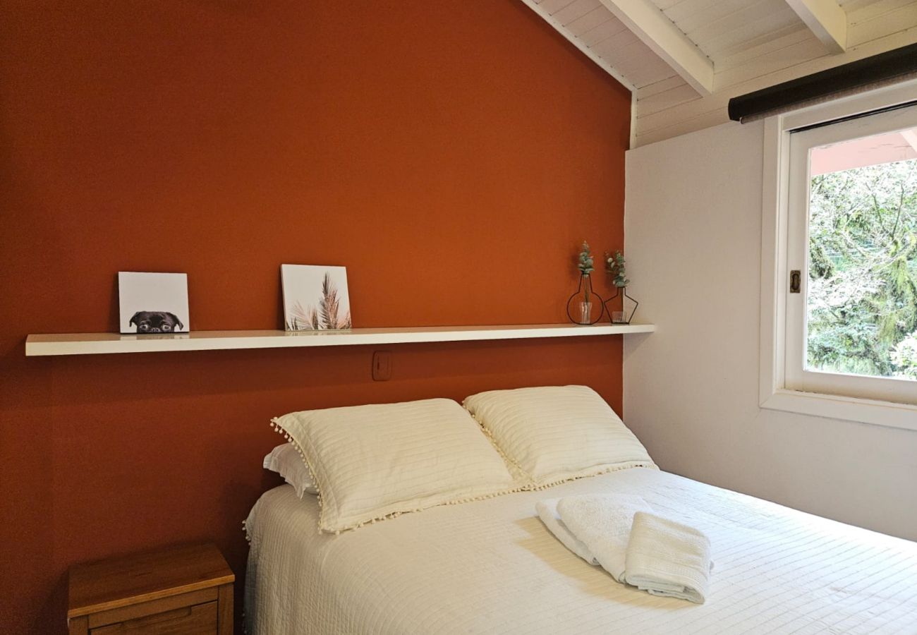 Casa em Gramado - CASA COM 2 SUÍTES  RES ALDEIA DA SERRA REF 667662