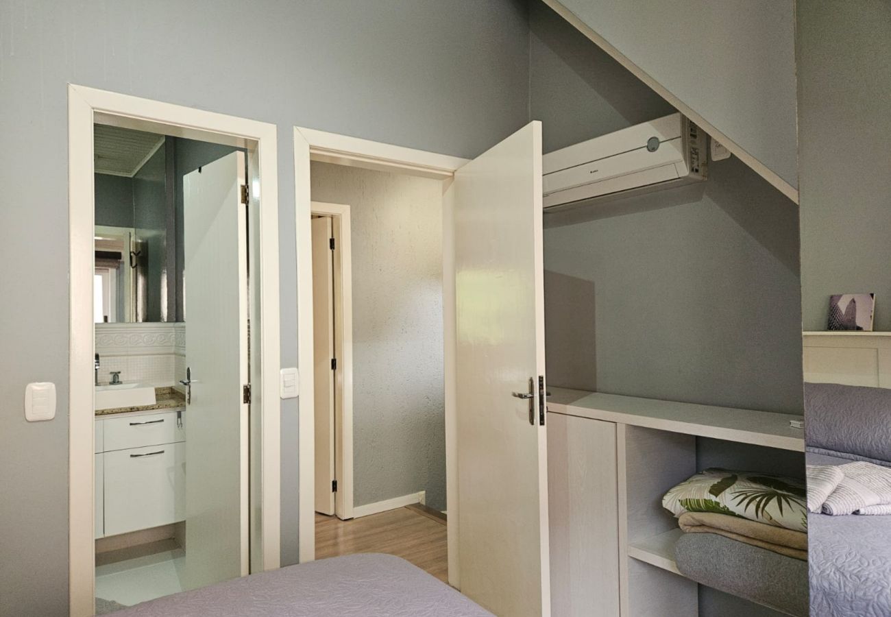 Casa em Gramado - CASA COM 2 SUÍTES  RES ALDEIA DA SERRA REF 667662