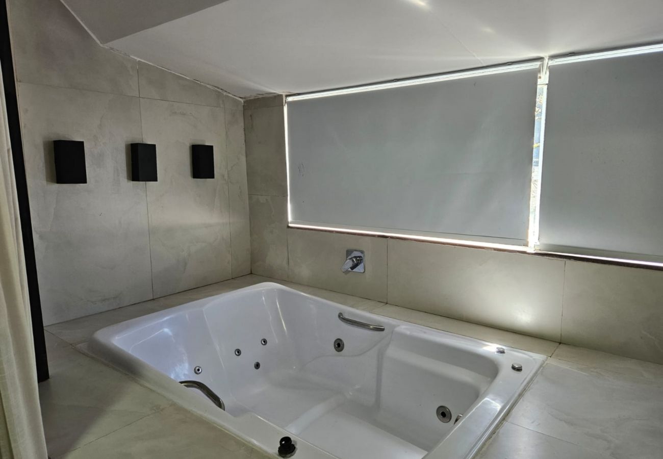 Apartamento em Gramado - APTO 4 DORMITÓRIOS ÂNGELO BISOL REF 670261