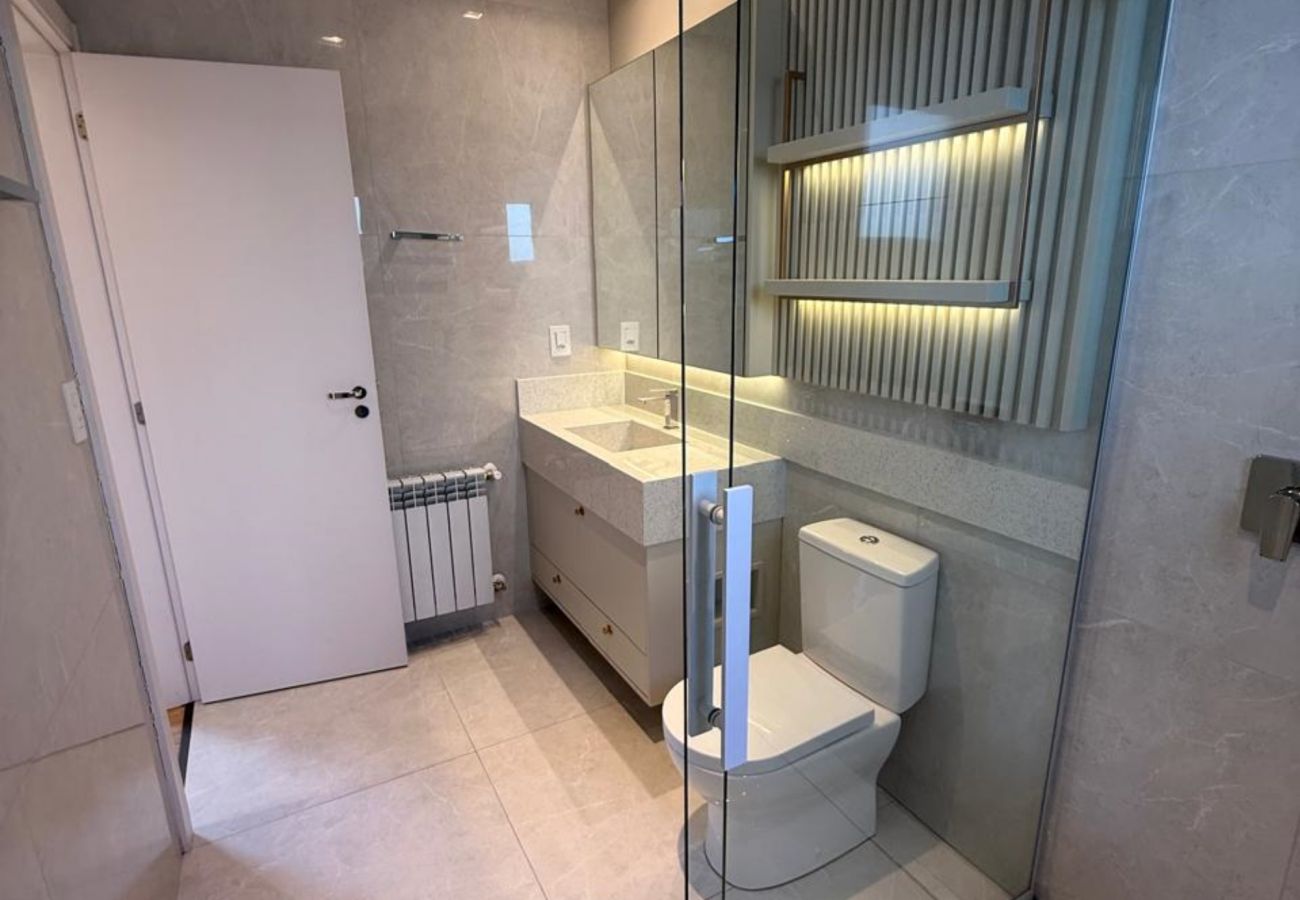 Casa em Gramado - CASA 3 SUÍTES VIVENDAS DO ARVOREDO REF 670276