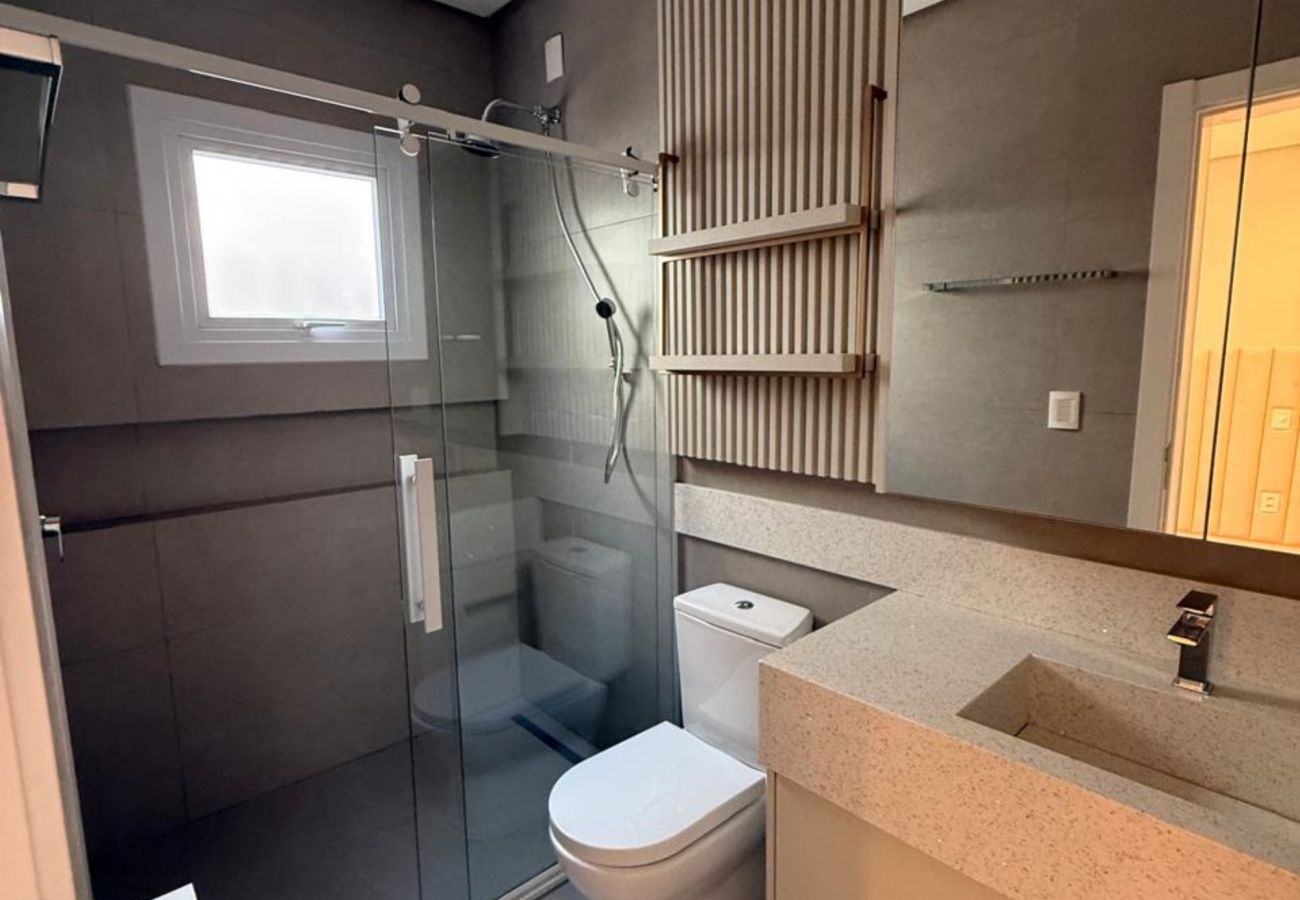 Casa em Gramado - CASA 3 SUÍTES VIVENDAS DO ARVOREDO REF 670276