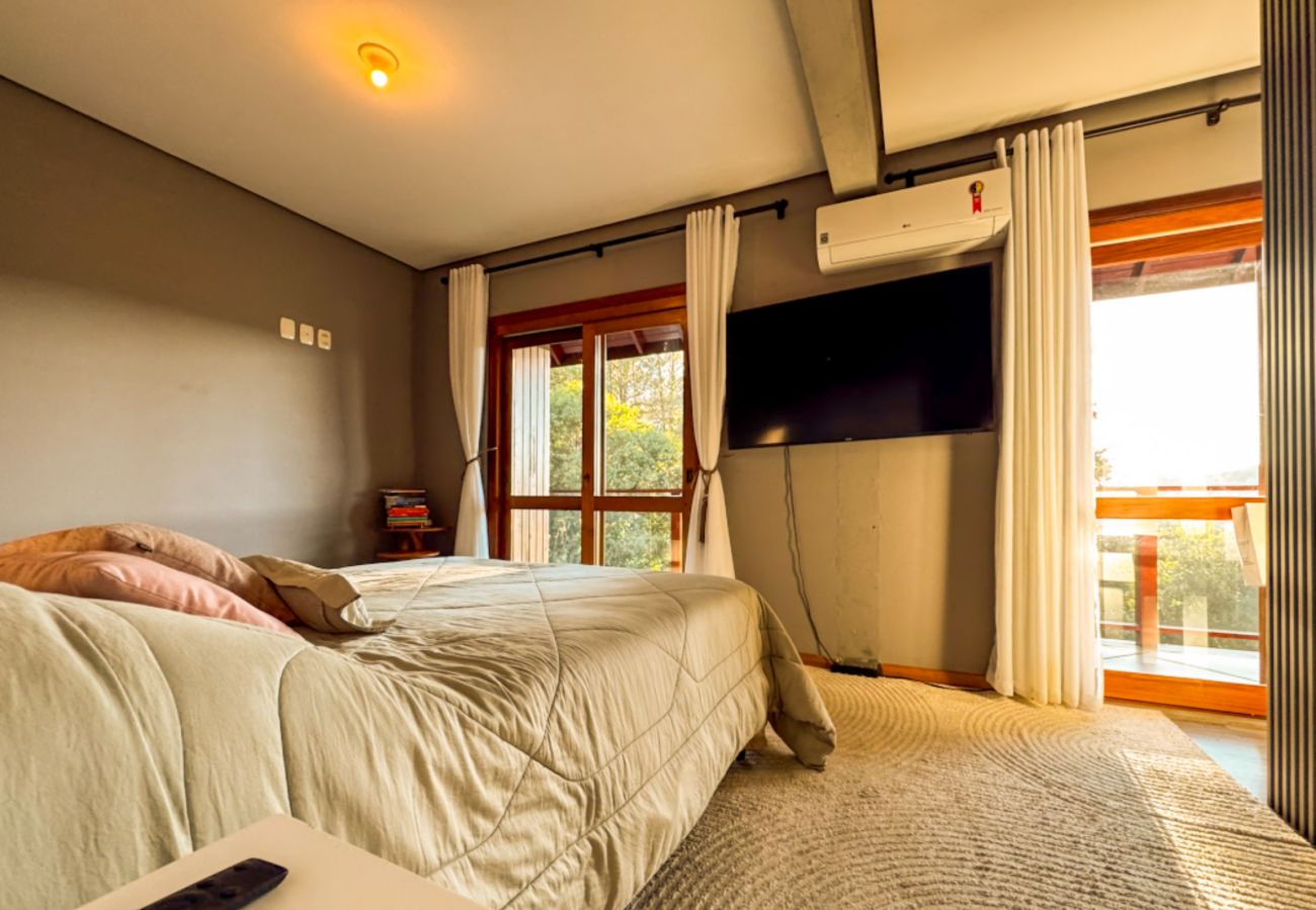 Casa em Gramado - CASA 3 DORM  VIVENDAS DO ARVOREDO REF 670272