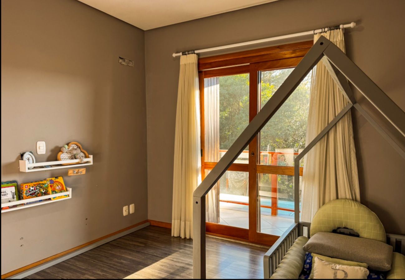 Casa em Gramado - CASA 3 DORM  VIVENDAS DO ARVOREDO REF 670272