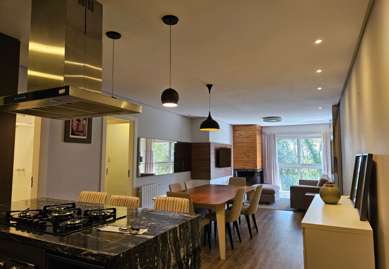 Apartamento em Gramado - APTO 3 SUÍTES COM VISTA PRIVILEGIADA  REF 673088