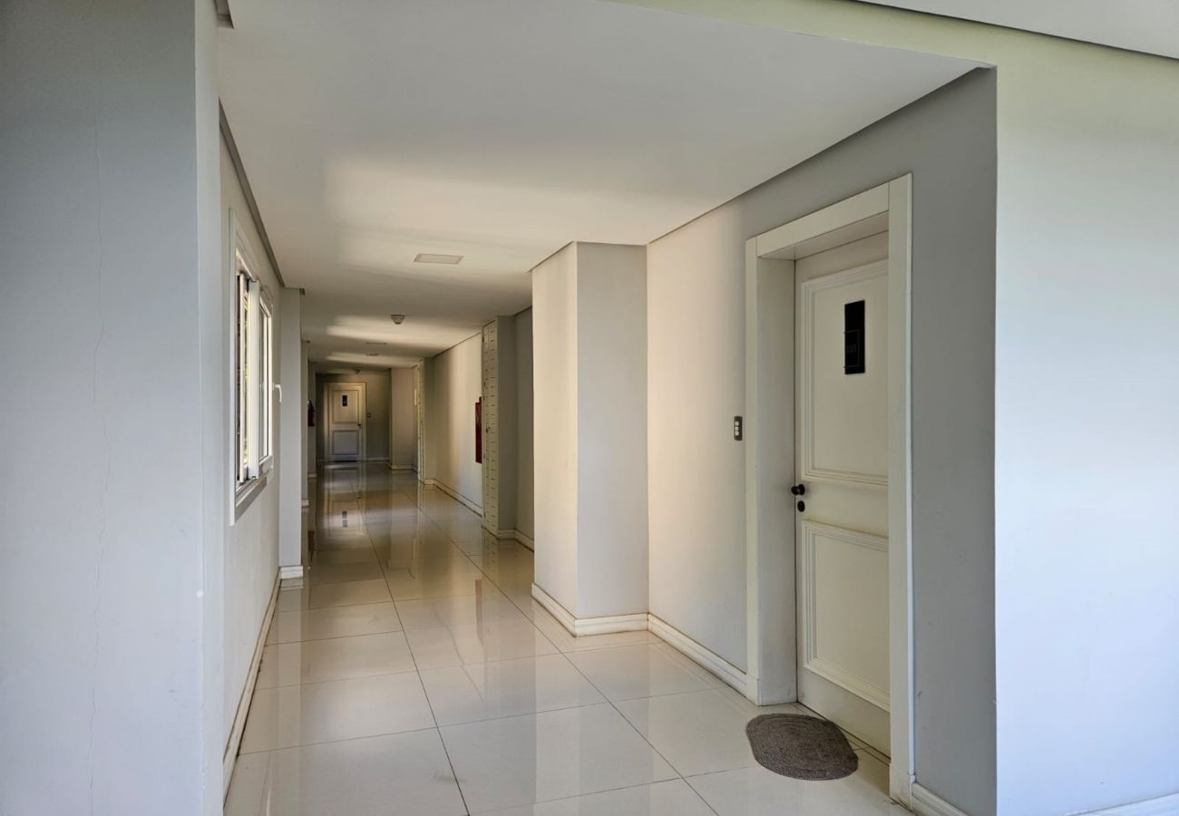 Apartamento em Gramado - APTO 3 SUÍTES COM VISTA PRIVILEGIADA  REF 673088