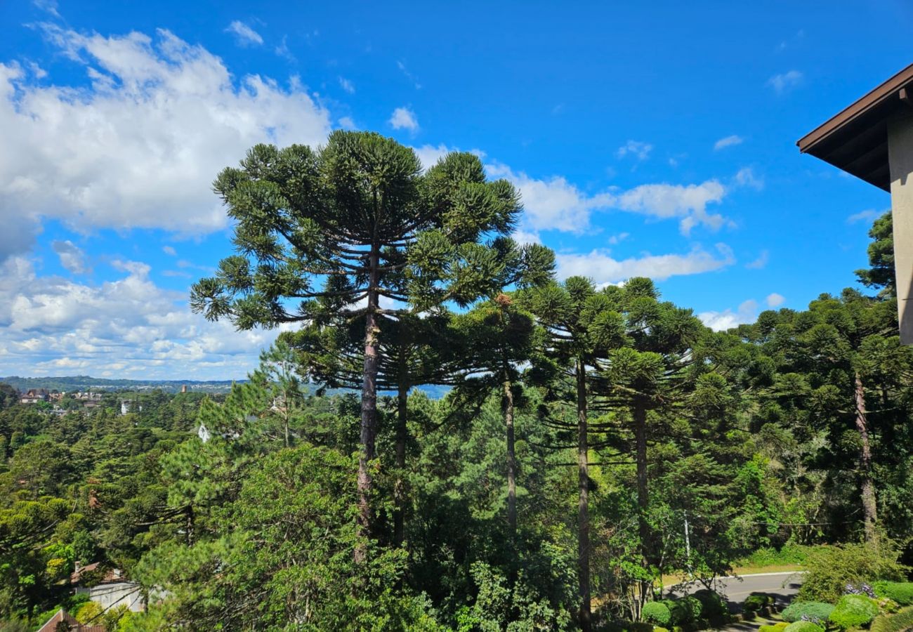 Apartamento em Gramado - APTO 3 SUÍTES COM VISTA PRIVILEGIADA  REF 673088