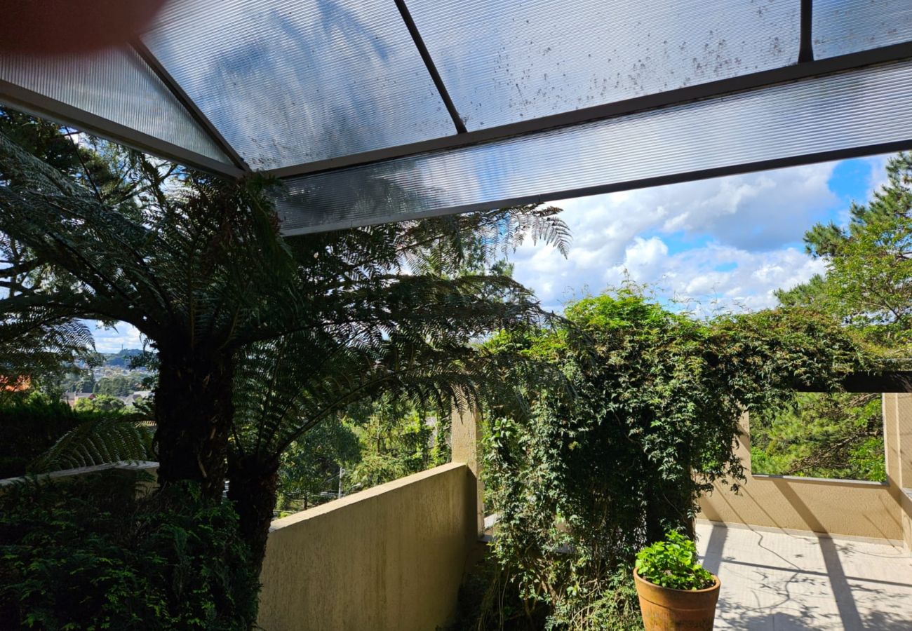 Apartamento em Gramado - APTO 3 SUÍTES COM VISTA PRIVILEGIADA  REF 673088