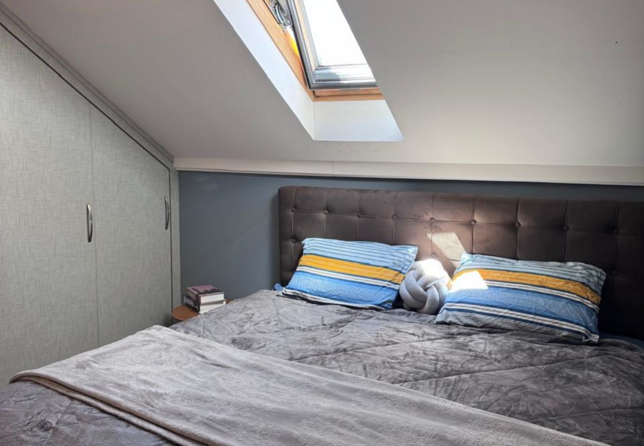 Apartamento em Gramado - COBERTURA NA PRAÇA DAS ROSAS REF 674766