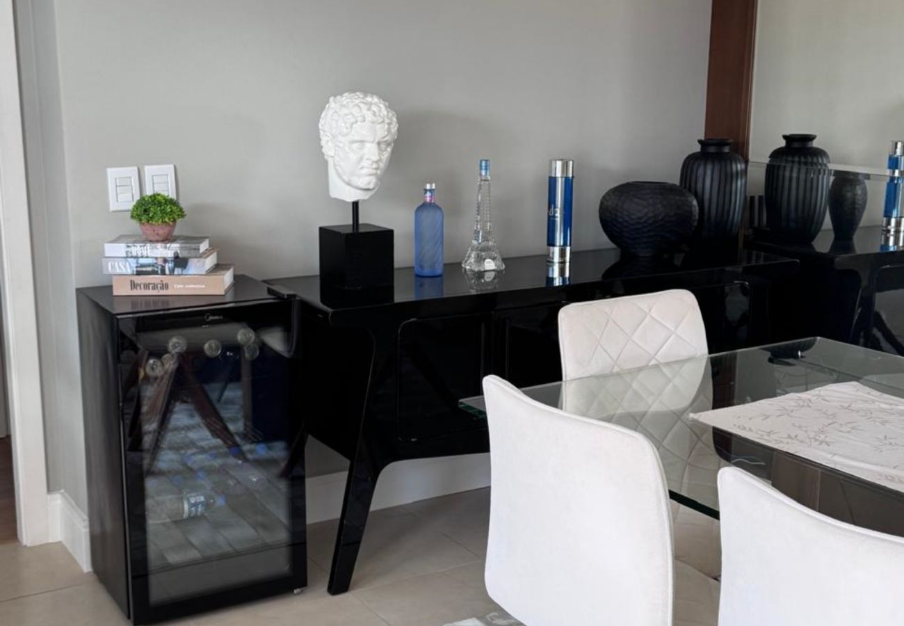 Apartamento em Gramado - COBERTURA NA PRAÇA DAS ROSAS REF 674766