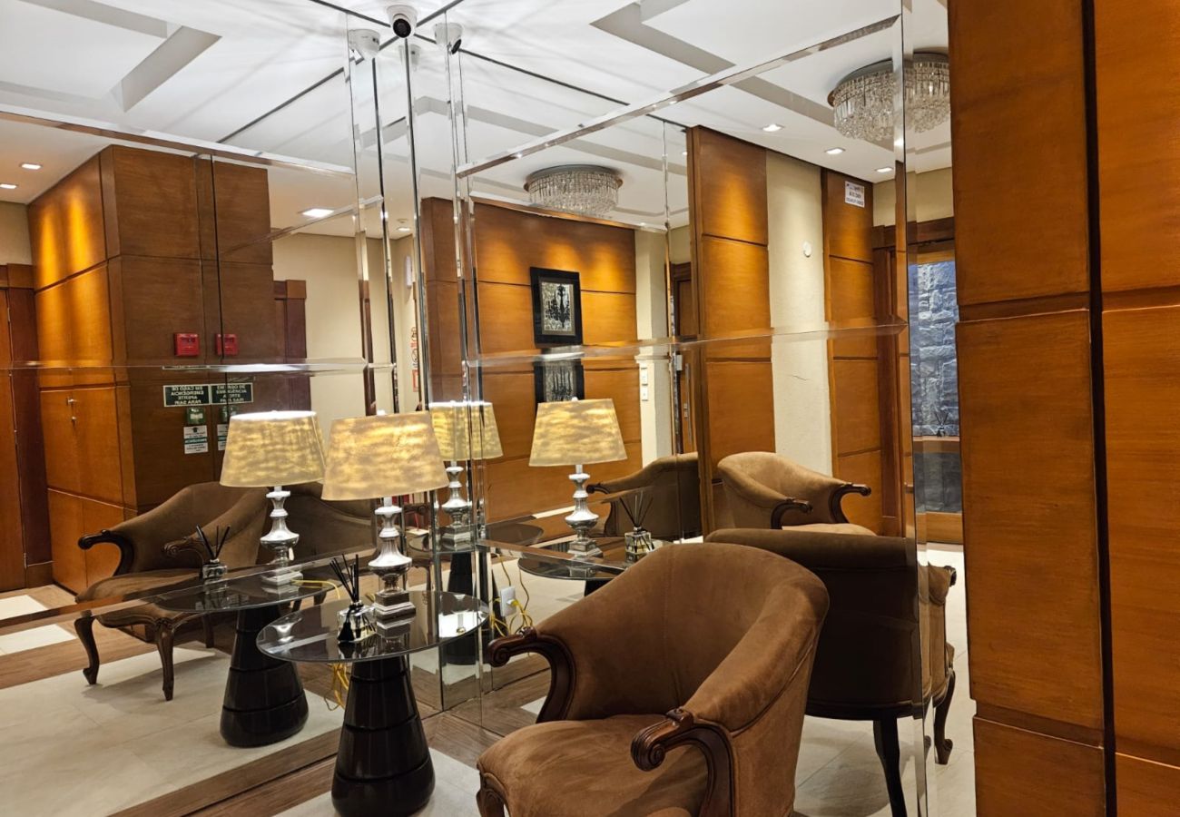 Apartamento em Gramado - APTO 4 SUÍTES NA BORGES  DE MEDEIROS REF 675684