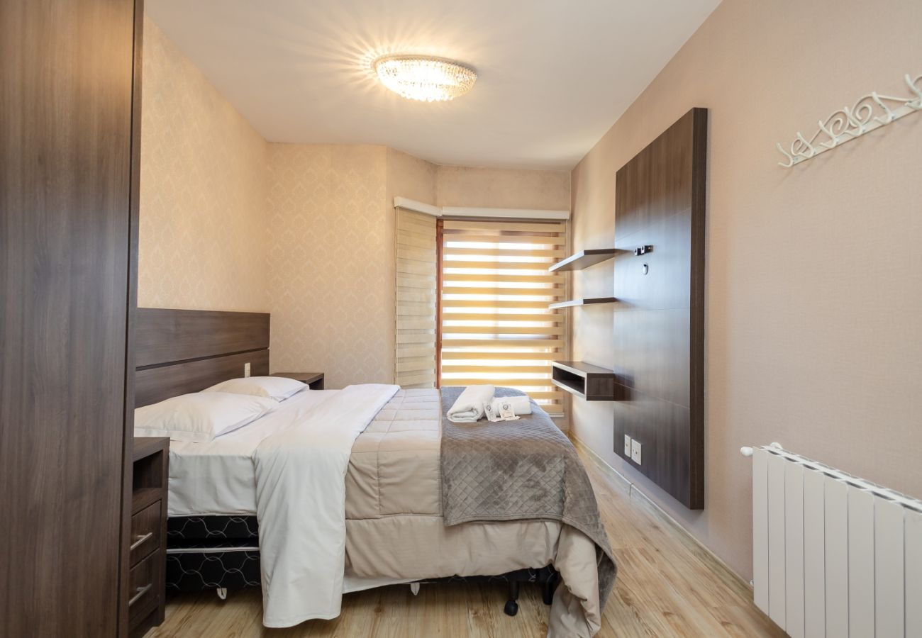 Apartamento em Gramado - APTO VALE  301  REF 688615