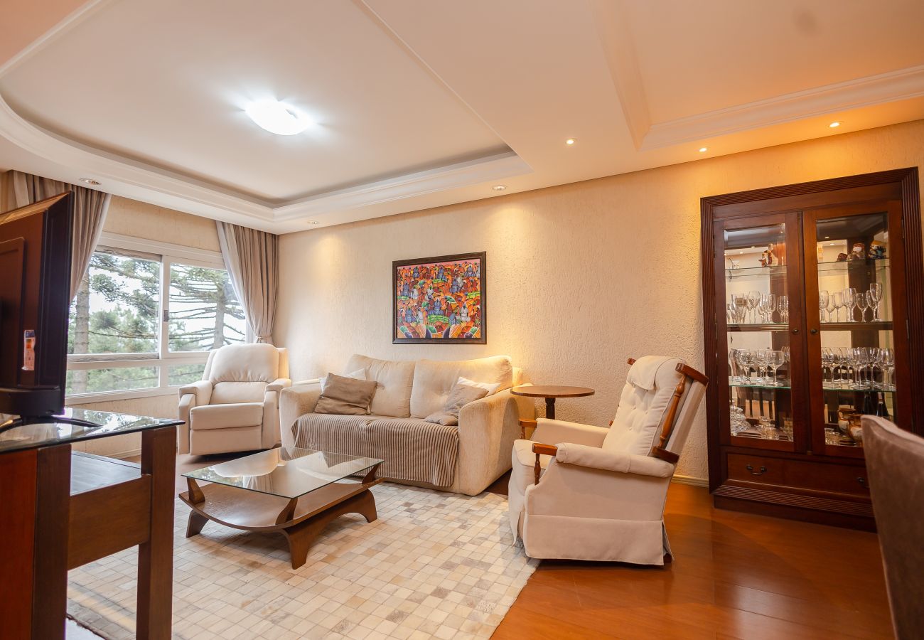 Apartamento em Gramado - Apto 2 dorm Cond Solar dos Pinheiros REF 692219 