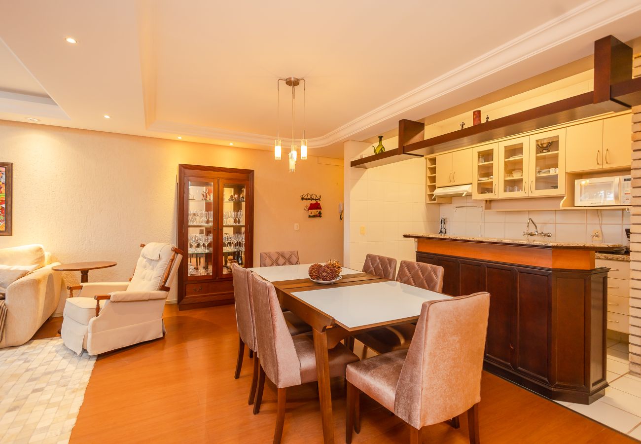 Apartamento em Gramado - Apto 2 dorm Cond Solar dos Pinheiros REF 692219 