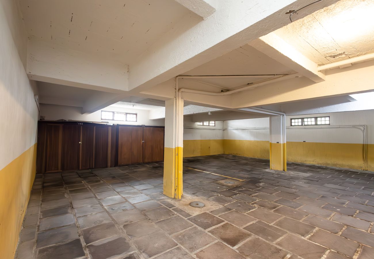 Apartamento em Gramado - Apto 2 dorm Cond Solar dos Pinheiros REF 692219 