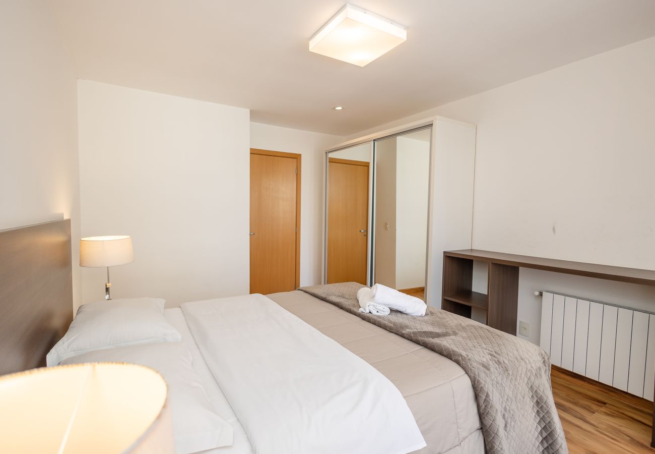 Apartamento em Gramado - Apto 2 suítes Príncipe de Salzburgo REF 692255