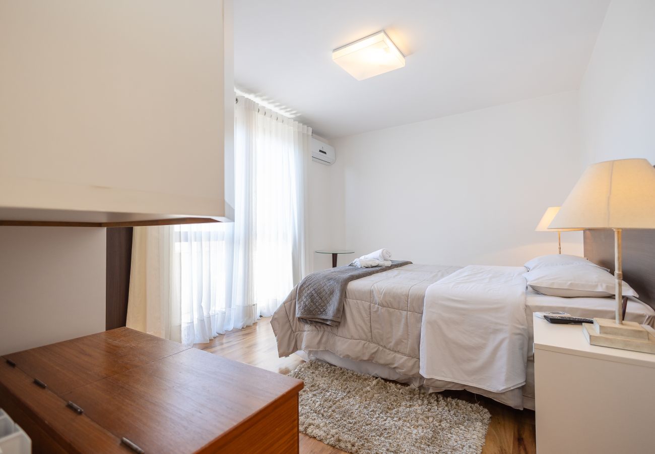 Apartamento em Gramado - Apto 2 suítes Príncipe de Salzburgo REF 692255