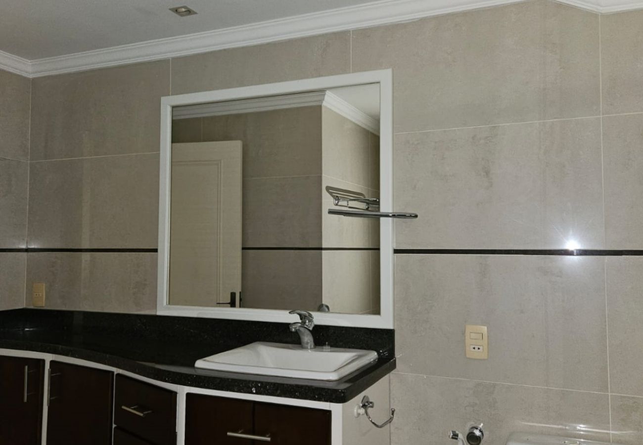 Apartamento em Gramado - APTO 3 DORMITÓRIOS JUNTO A PRAÇA DAS ROSAS  REF 69