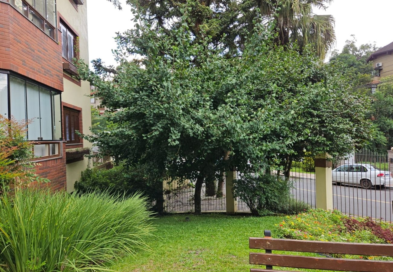 Apartamento em Gramado - APTO 3 DORMITÓRIOS JUNTO A PRAÇA DAS ROSAS  REF 69