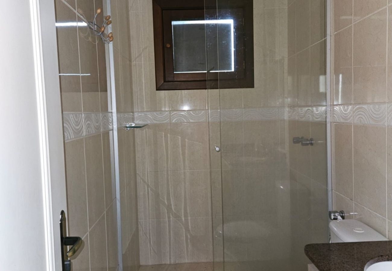 Apartamento em Gramado - APTO 3 DORMITÓRIOS JUNTO A PRAÇA DAS ROSAS  REF 69