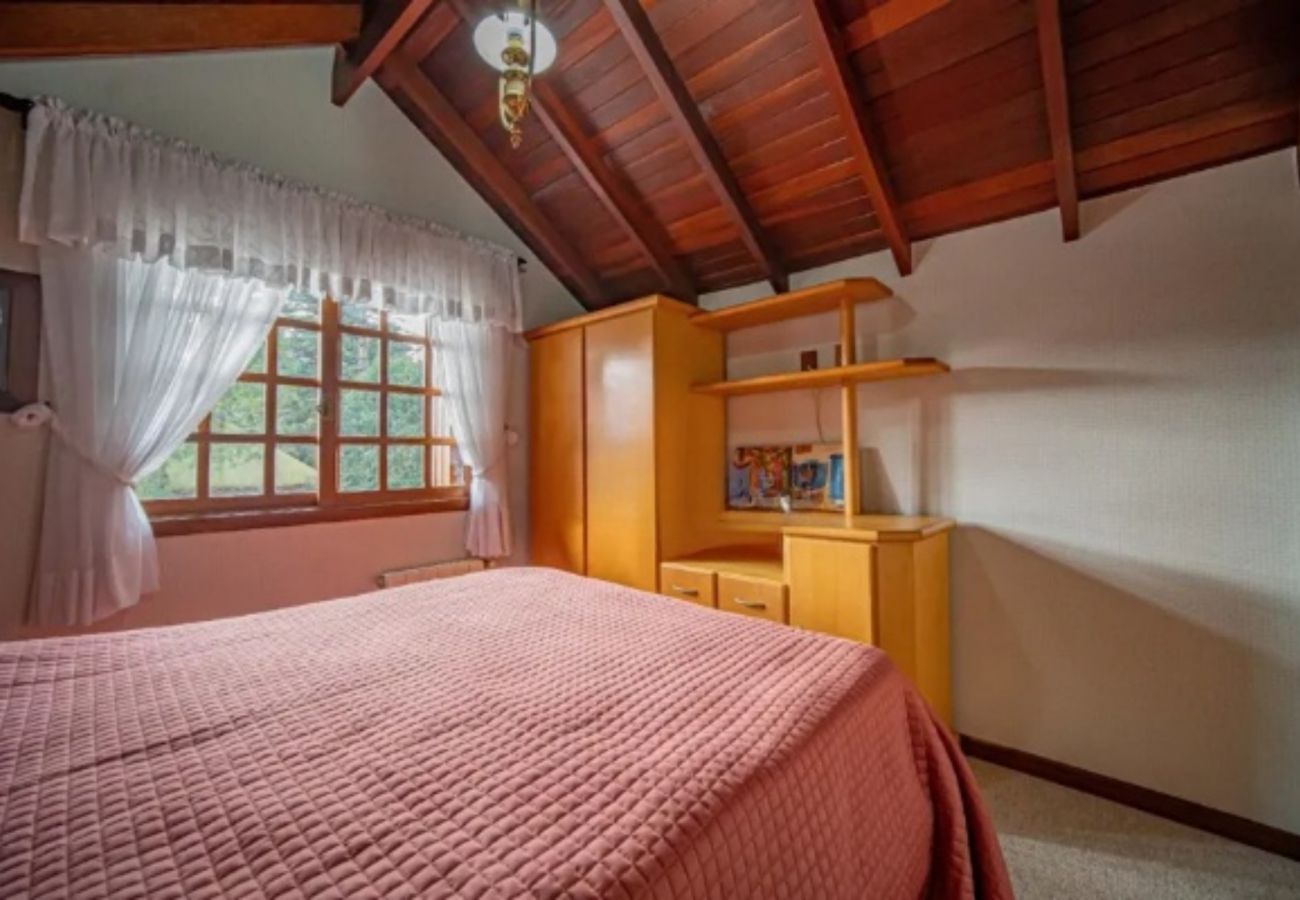 Casa em Gramado - CASA 4 DORMITÓRIOS BAIRRO PLANALTO REF 734151