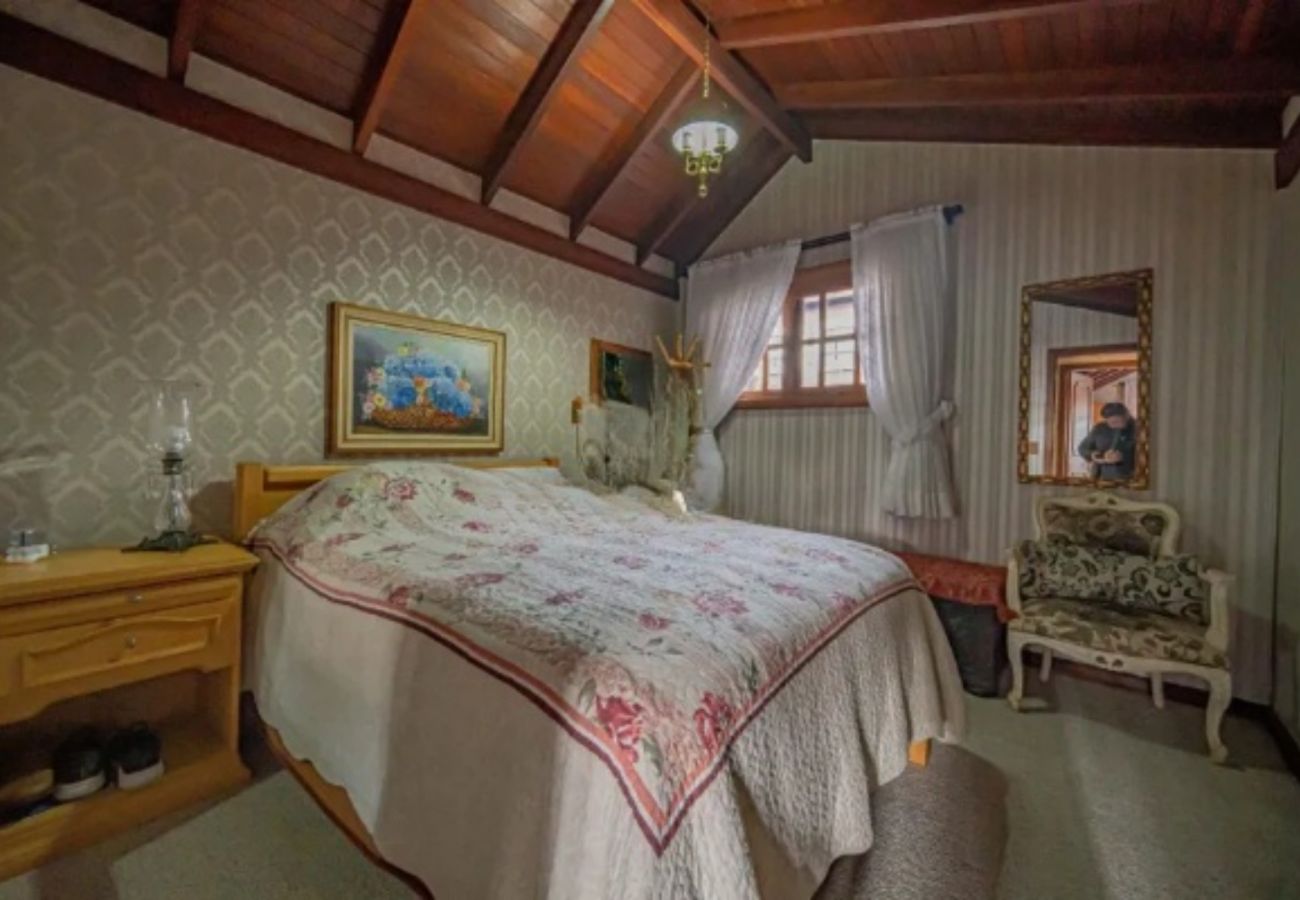 Casa em Gramado - CASA 4 DORMITÓRIOS BAIRRO PLANALTO REF 734151