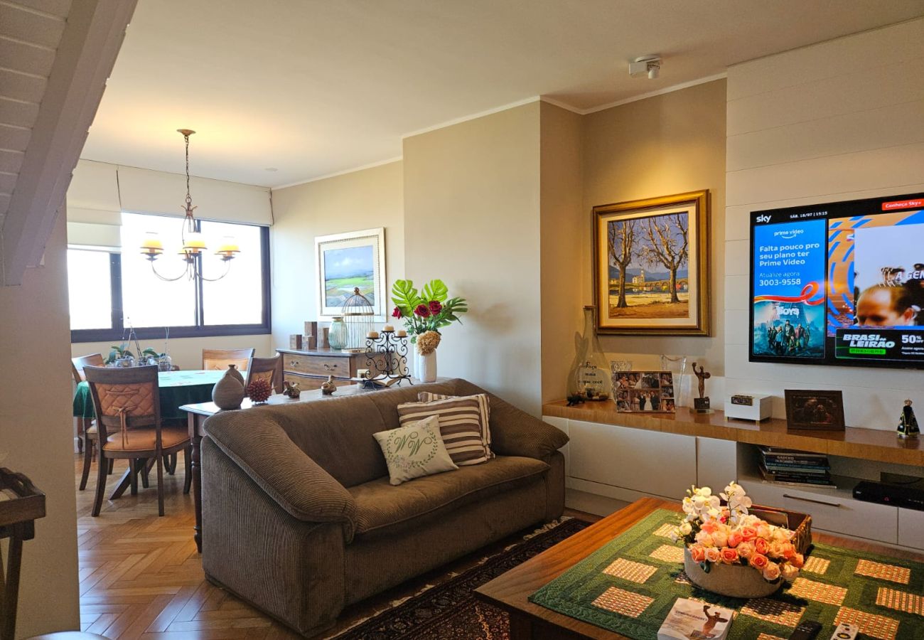 Apartamento em Gramado - COBERTURA MARAVILHOSA 3 SUÍTES NO  CENTRO REF 7776