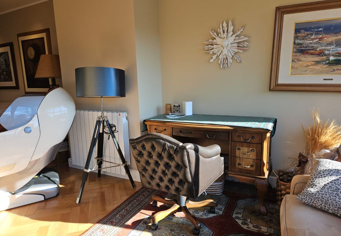 Apartamento em Gramado - COBERTURA MARAVILHOSA 3 SUÍTES NO  CENTRO REF 7776