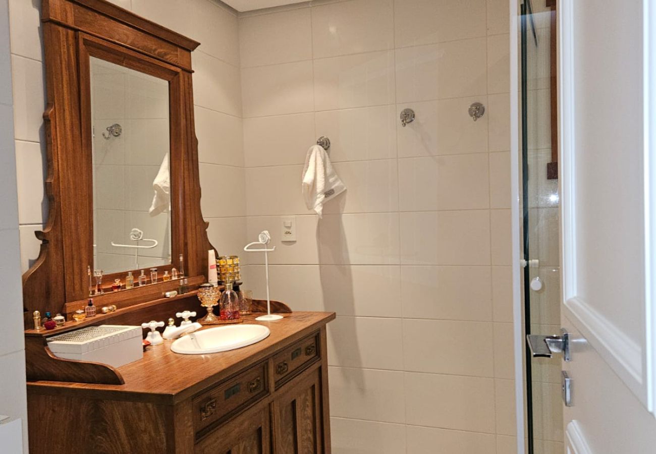 Apartamento em Gramado - COBERTURA MARAVILHOSA 3 SUÍTES NO  CENTRO REF 7776