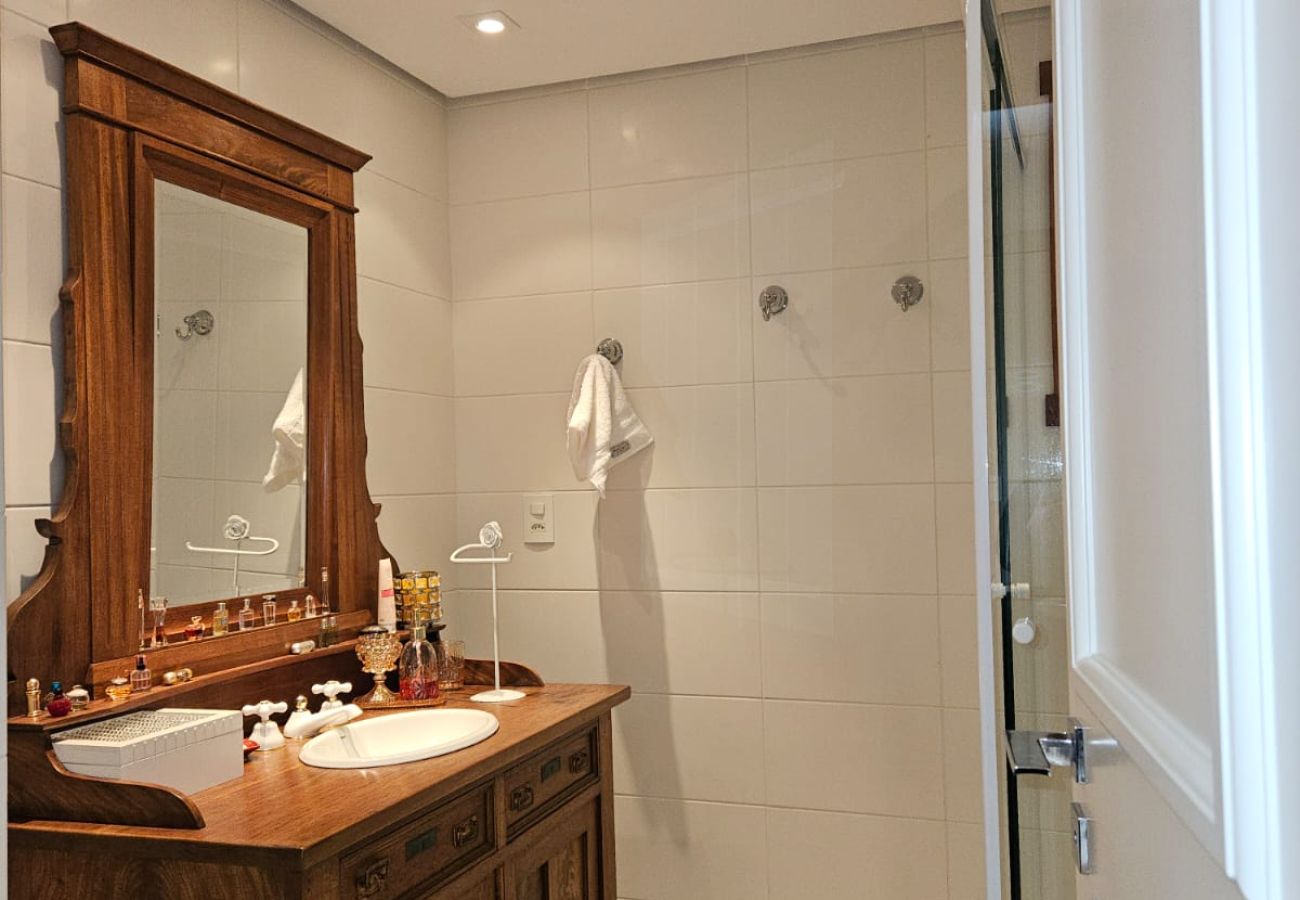 Apartamento em Gramado - COBERTURA MARAVILHOSA 3 SUÍTES NO  CENTRO REF 7776