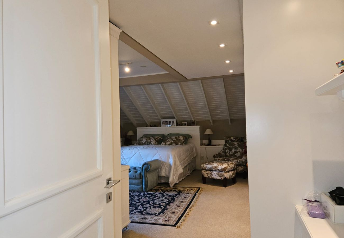 Apartamento em Gramado - COBERTURA MARAVILHOSA 3 SUÍTES NO  CENTRO REF 7776