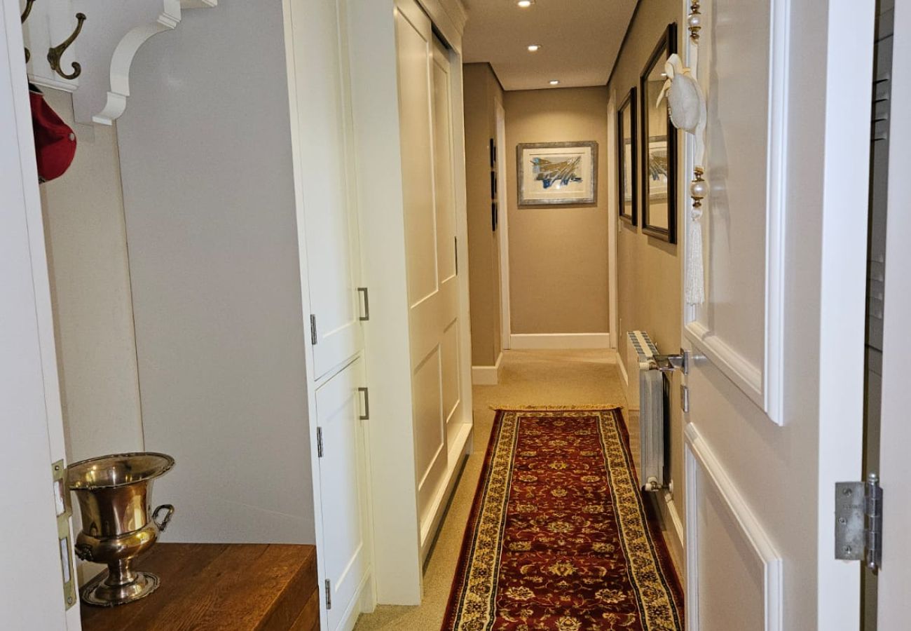 Apartamento em Gramado - COBERTURA MARAVILHOSA 3 SUÍTES NO  CENTRO REF 7776