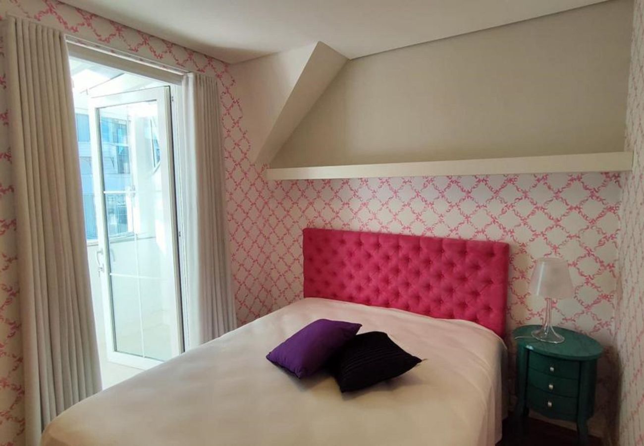 Apartamento em Gramado - APARTAMENTO DUPLEX CONDADO DE HOMELLAND REF 783255