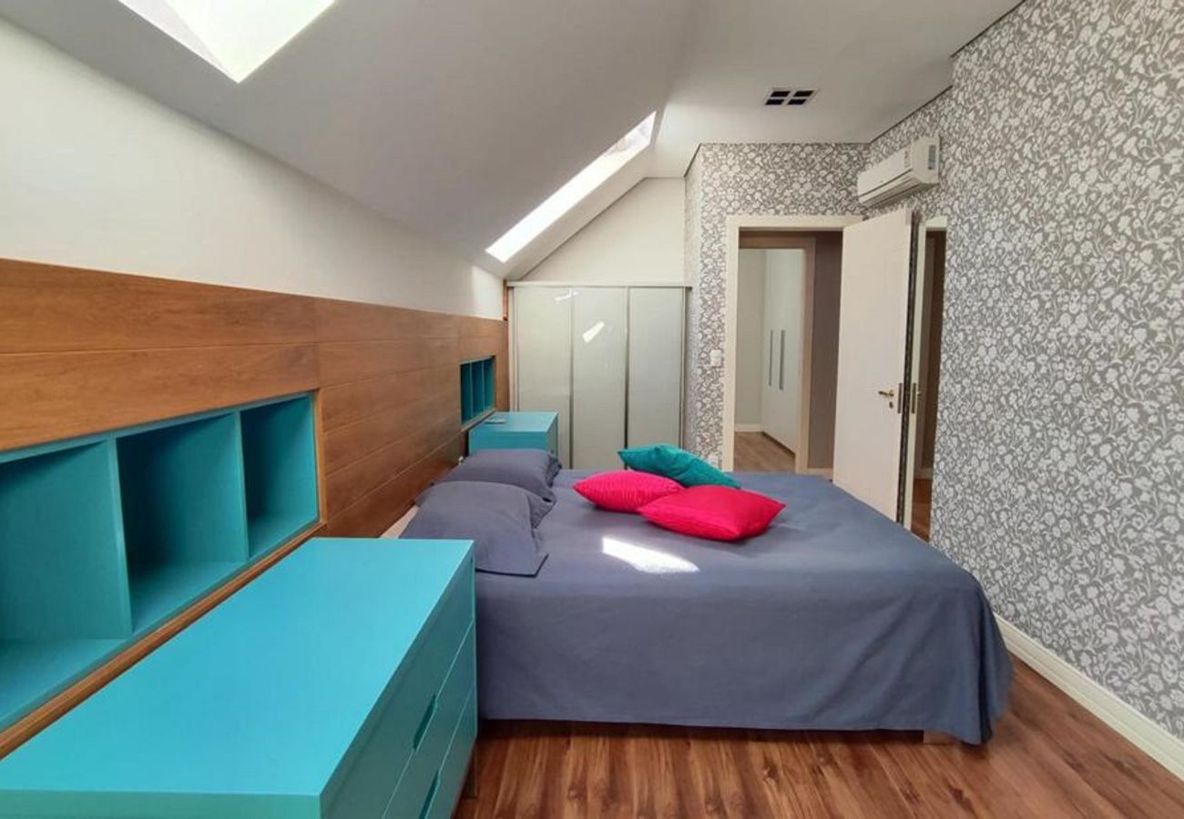 Apartamento em Gramado - APARTAMENTO DUPLEX CONDADO DE HOMELLAND REF 783255